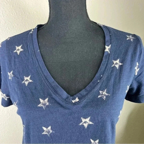 Lucky Brand Women’s 100% Cotton Navy Blue Short Sleeve V-Neck T-Shirt Top - Picture 6 of 11